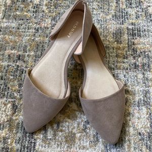 Neutral Flats